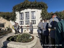 Prslunci 5. delostreleckho pluku si uctili De vojnovch veternov