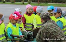 De Ozbrojench sl SR so sasami 2. mechanizovanej brigdy  AVZO